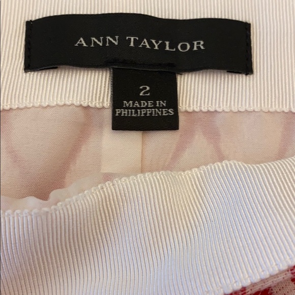 Ann Taylor Red and White Leaf Pattern Skirt - Picture 2 of 3